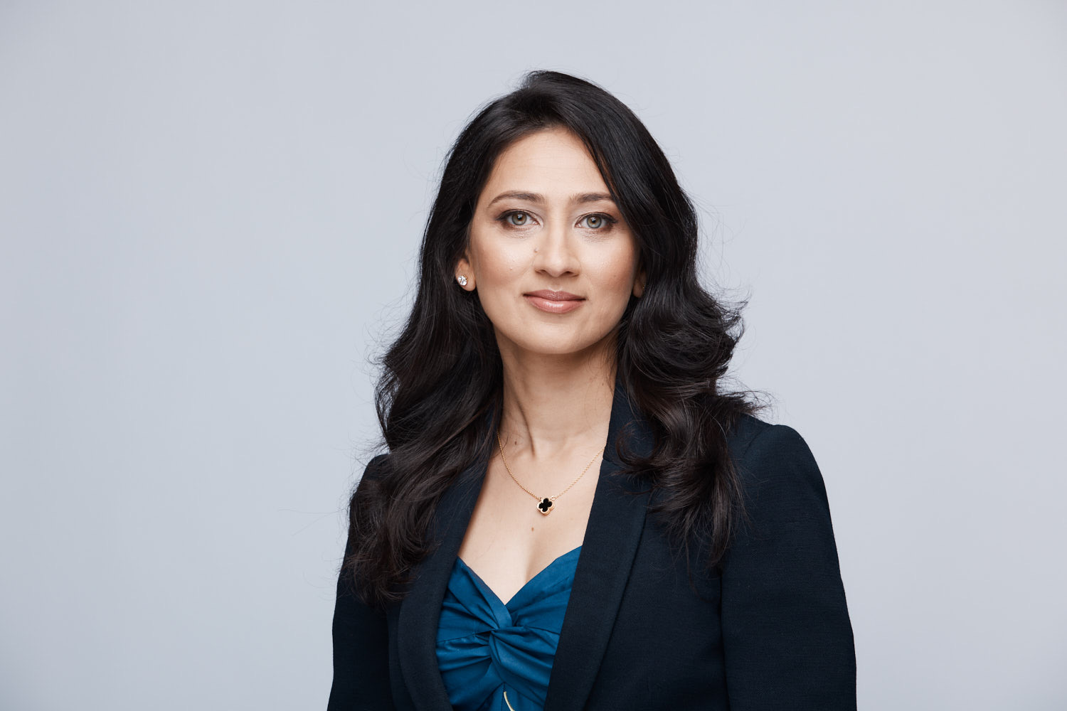 Portrait of Kreta Shah, Founder of AKIS Real Estate Capital